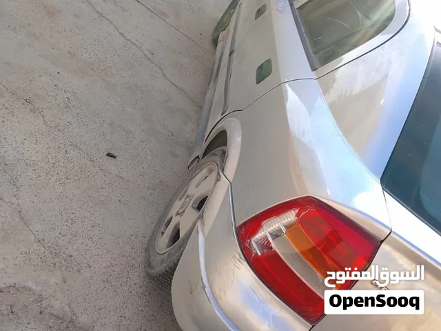 اوبل استرا