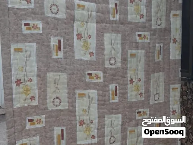 لحافثقيل مجوز صوف طبيعي لسا جديد جاهز للفحص السعر. 20 دينار نهائي الموقع القويسمة
