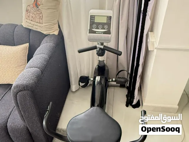 جهاز بحاله ممتازه و بحاله جيده و نضيف و لم يستخدم إلا ثلاث مرات