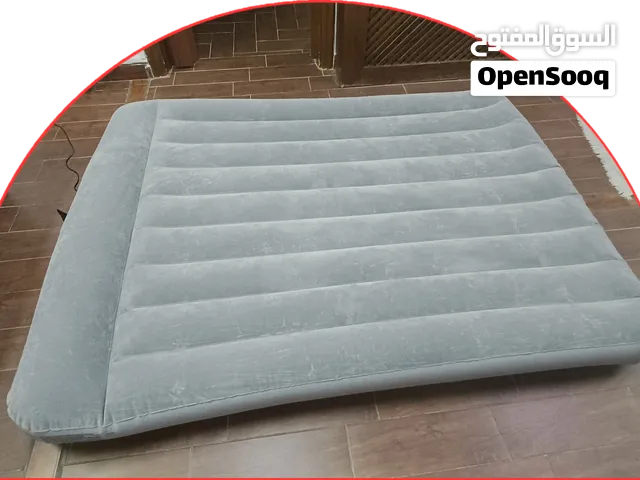 فرشة نفخ هوائية بالكهرباء صيني نخب اول مزوج شبه جديدة وبسعر المفرد 160×220
