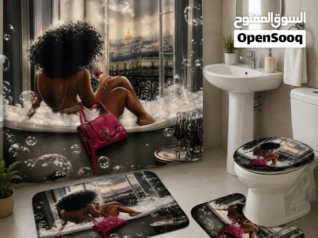 طقم خريفي 4 قطع   أضيفي لمسة من الدفء والأناقة إلى حمامك مع هذا التصميم المميز المستوحئ من الخريف