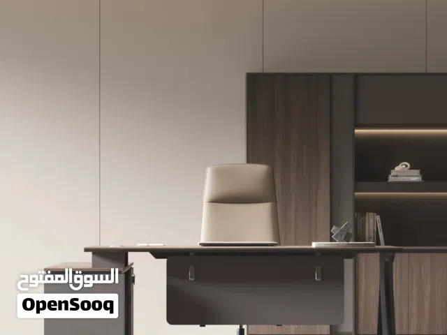 Modern Executive office table 1.8M size