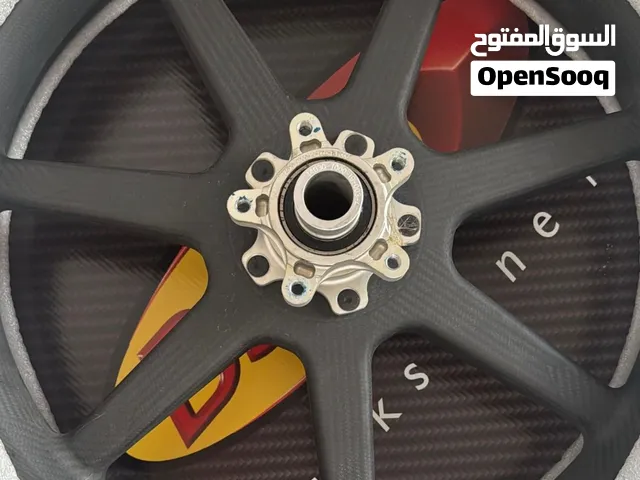 BST Carbon Fiber Wheels – Ducati Monster, Panigale