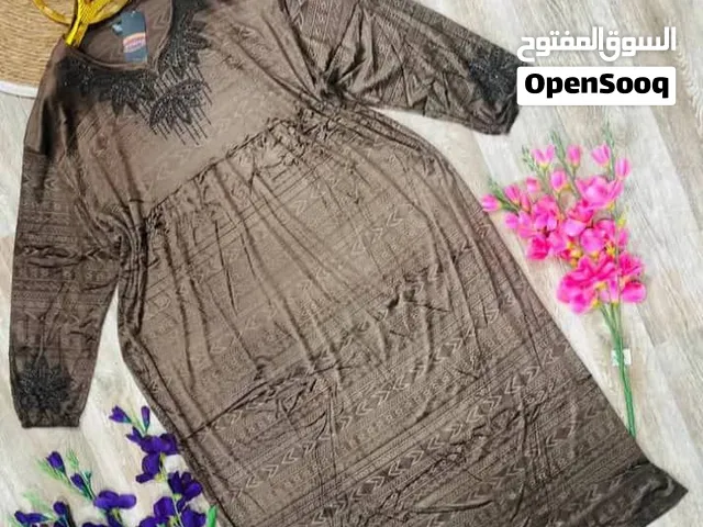فستان نسائي