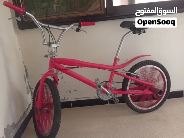 >  للبيع بسكليت BMX مميز  البسكليت شكله حلو ومميز، بدو شوية شغل وتصليح بحدود 150 ألف، بس باقي ممتاز