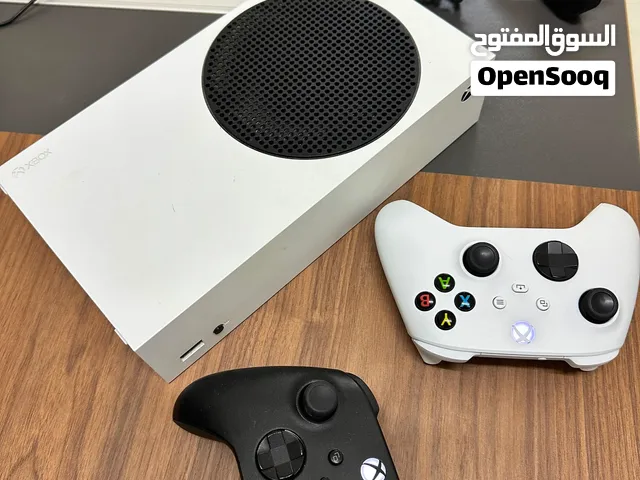 اكس بوكس سيريس اس نظيف جدا استخدام 8 شهور فقط