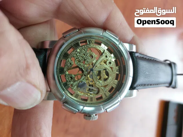 ساعة يد رجالي ملو