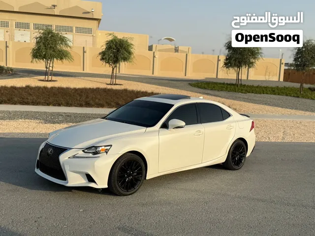 لكزس is200 2016 قمة قمة النظافة بحالة ممتازة