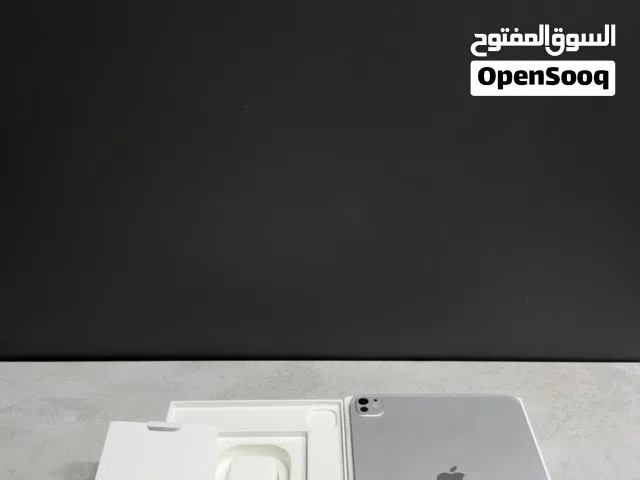 iPad Pro M5 256 gb مستخدم نظيف