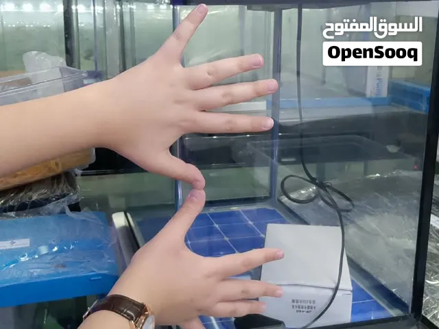 حوض سمك جديد غير مستخدم ابدا لونه ابيض مع فلتر و ضو سعره ممتاز