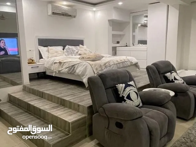 غرف في بوشر للإيجار اليومي و الخوير و سيب راقيه للإيجار اليومي قريب من الخدمات