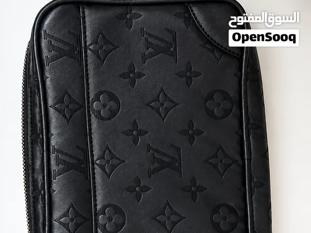 شنطة LV طبق الأصل مواد فاخرة جدا 79 ريال فقط قابل للتفاوض