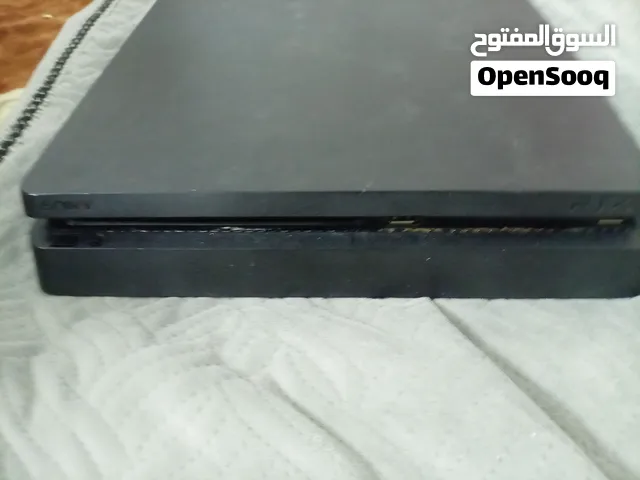 بلايستيشن 4 السعر50ريال عماني