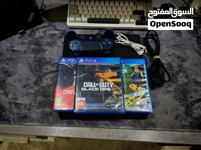 ps4 slem 500GB  مع 3 اشرطه وجهاز بحاله ممتازه جدا
