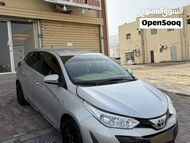 تويوتا يارس 2020 هاتشباك رصاصي قابل