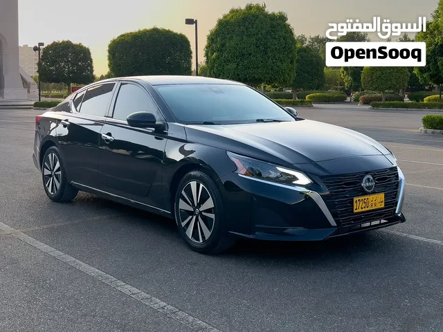 Used Nissan Altima in Muscat