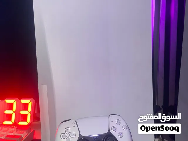 للبيع PS5 Fat نسخة أقراص 825GB ويا ملحقاته