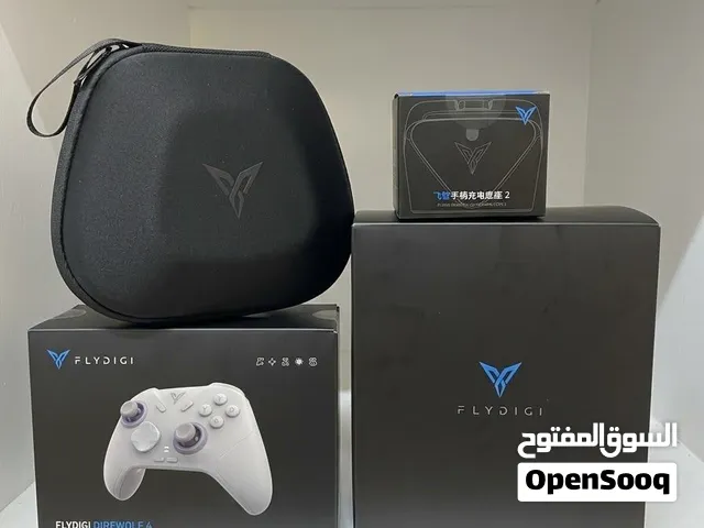 يد تحكم احترافية Flydigi Direwolf 4 (جديدة بالكرتونة مع القاعدة والحقيبة)