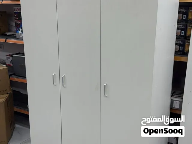 خزانة ملابس 3 ابواب تعليق ورفوف  الارتفاع 180 العرض 120 العمق 80 جديدة مش مستعملة السعر ليس شامل توص