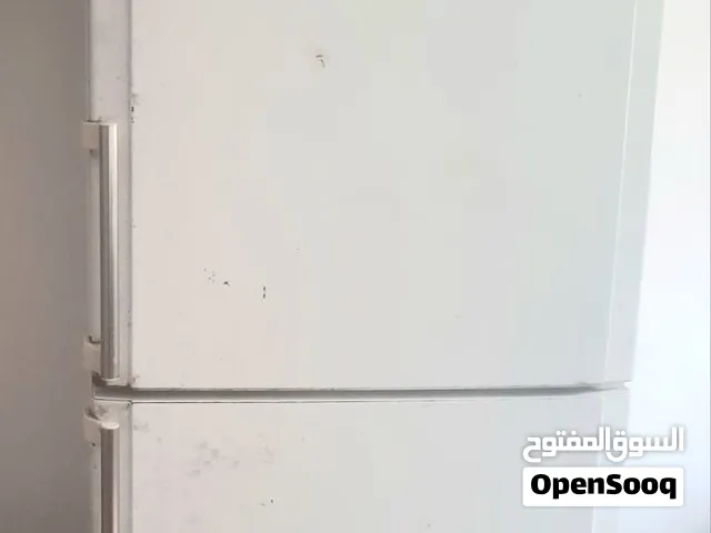 ثلاجة Hotpoint Ariston مع فريزر سفلي للبيع