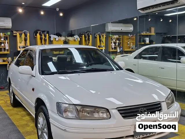 تيوتا كامري 2001