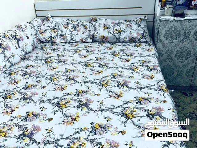Bed like brand newcondition