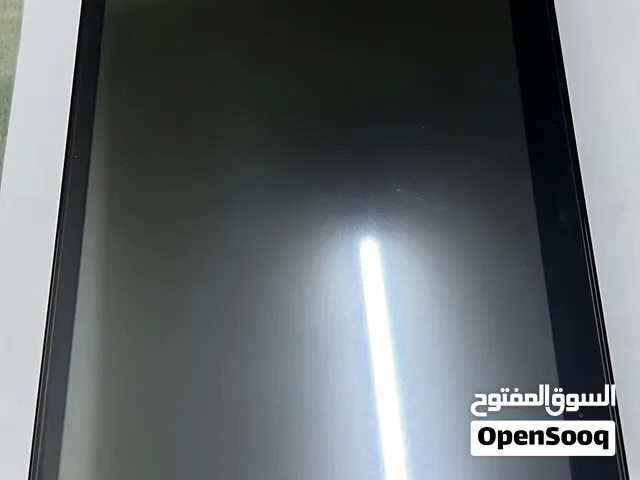 شاشه تشتغل علي جميع السيارات 250