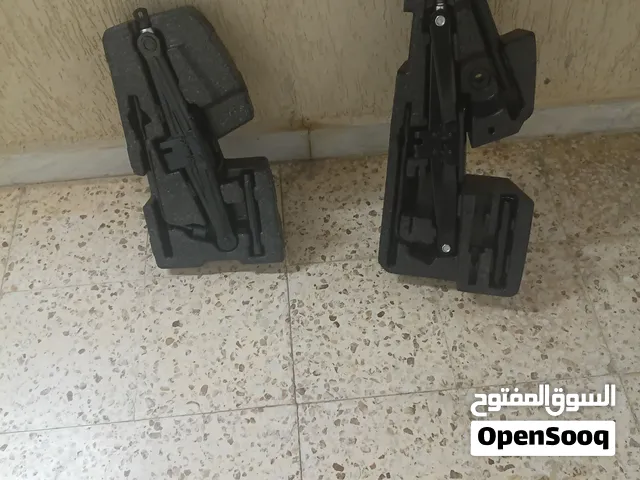 كريك كيا سيراتو 2017سعر 150دينا وكريك هونداي سنتافي 2015 130دينار للتواصل واتس أو مكالمات