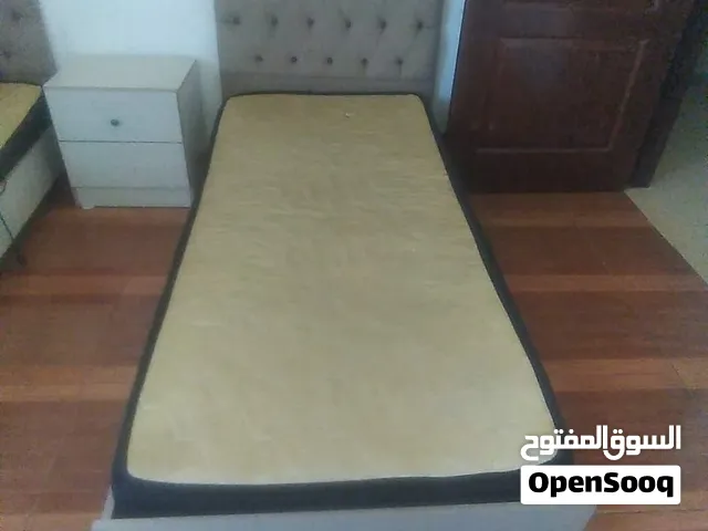 غرفة نوم شبابي