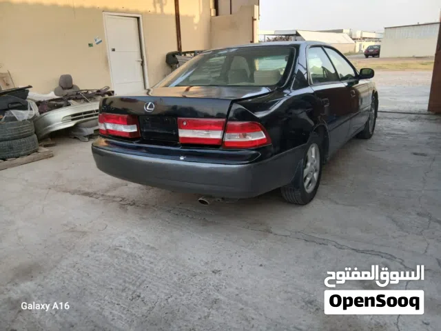 قطع غيار كامري وESلكزس وافالون 97 إلى 2001