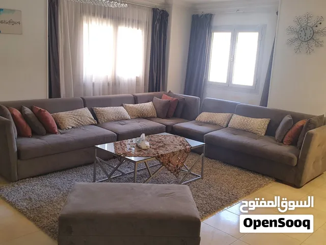 اثاث للبيع