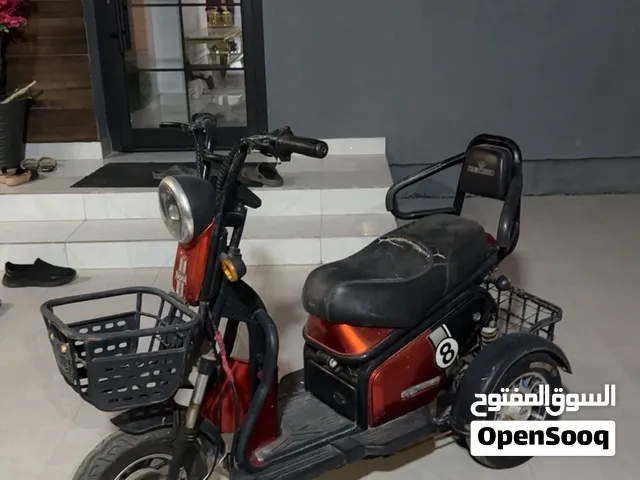 اسكوتر كهربائي و للبيع  اب80 و قابل للتفاوض
