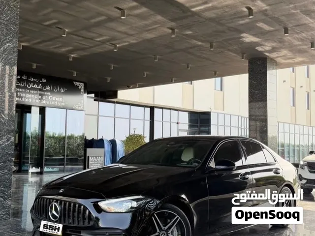 Sedan Mercedes Benz in Muscat