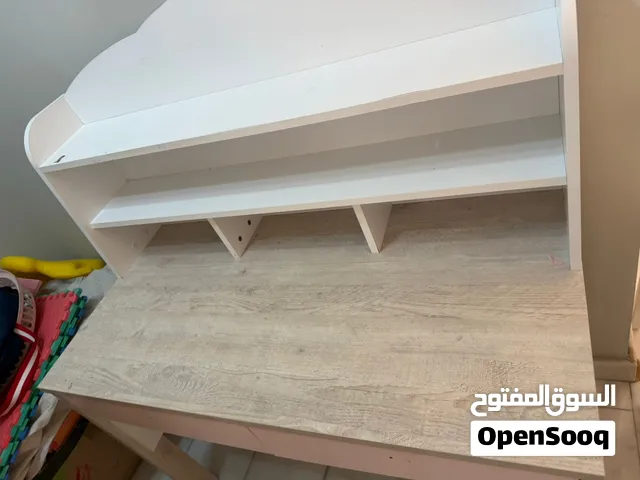 طاولات دراسه للأطفال