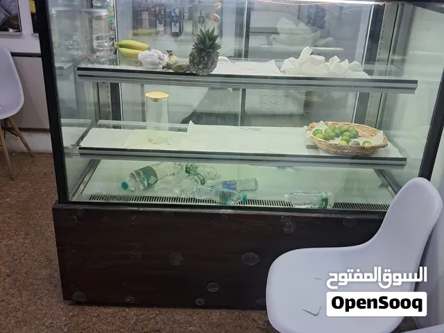 تلاجه عرض للفواكه