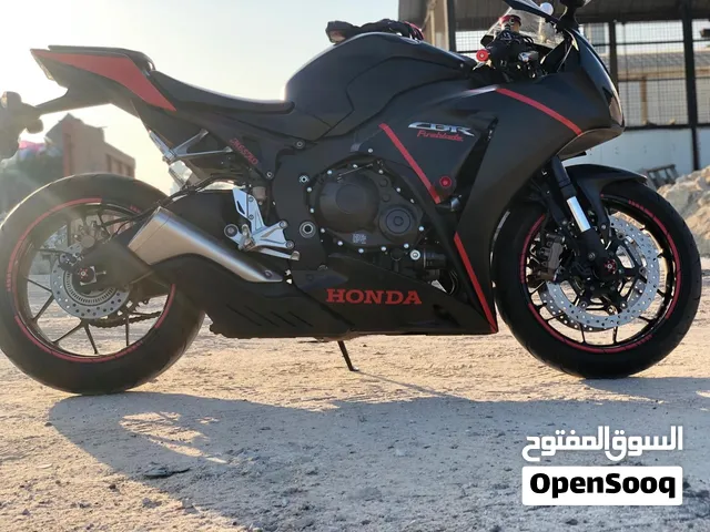 للبيع Honda CBR 1000RR