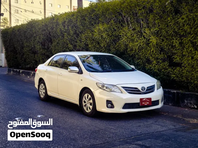 TOYOTA COROLLA MODEL 2013 WELL MAINTAINED