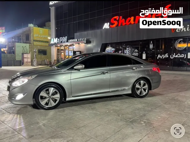Sonata 2012 royal