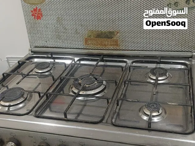 فرن مستعمل 5 عيون Unionaire مقاس (60*90) نظيف الموقع الزلفي