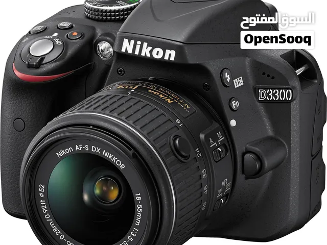 كاميرا نيكون 3300d  للبيع مع فلاش و الشاحن  220