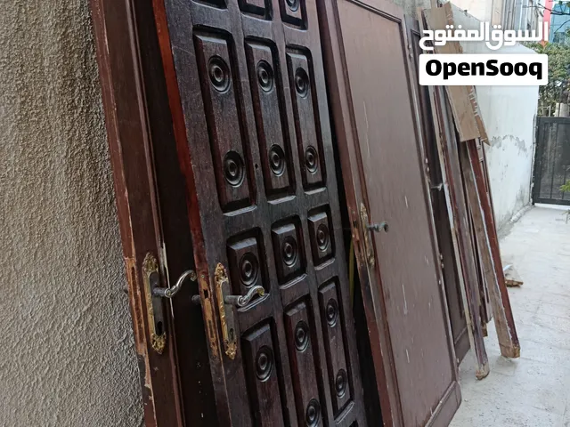 ابواب خشب مستعمل تفصيل مش تجاري