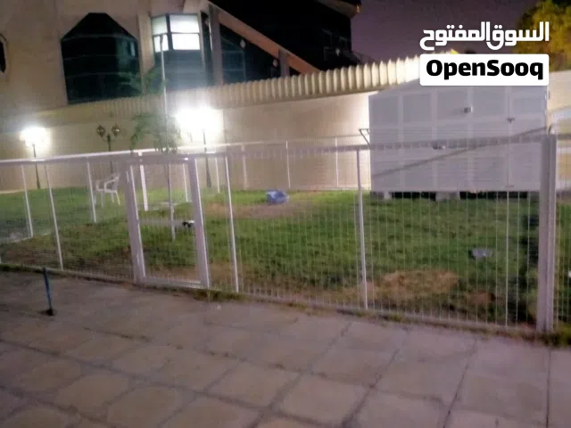 dog cage maker in uae
