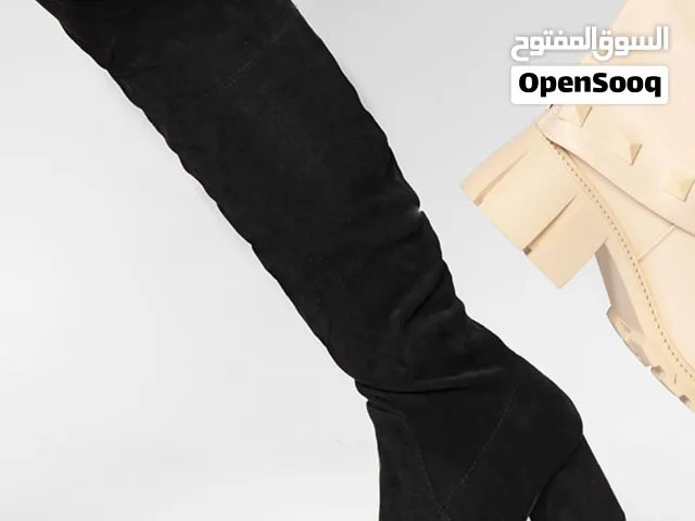 High heel boots