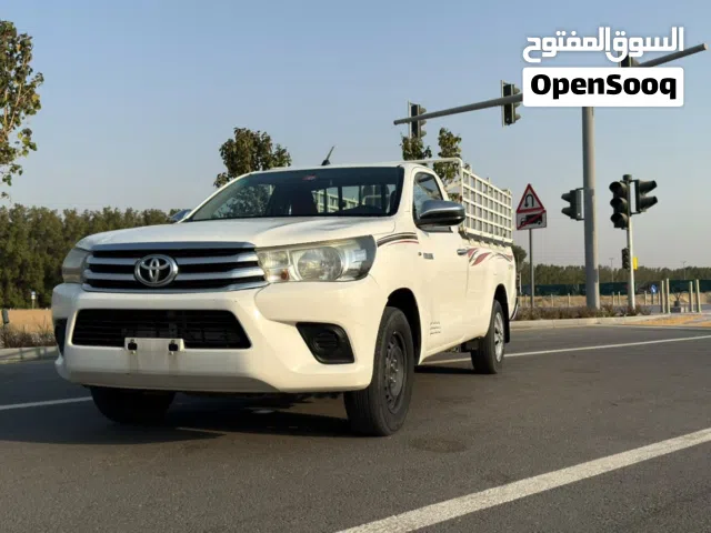 تويوتا هايلوكس غمارة بحالة ممتازة Toyota Hilux single cab - Excellent condition