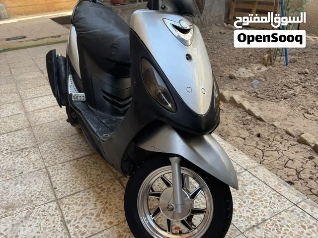 السلام عليكم دراجه ماكس قجمه للبيع مفتوحة مرة واحدة كلشي شغال نكره سلف