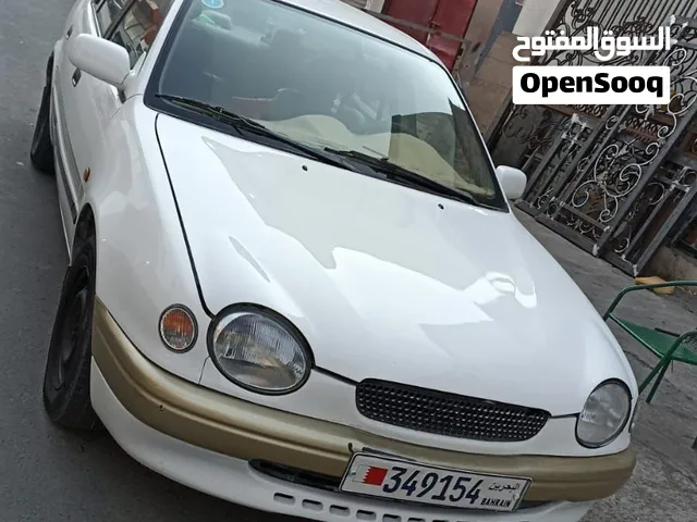 Toyota Corolla 1998 Old school Vibe in Good Condition and the size and the style is coupe