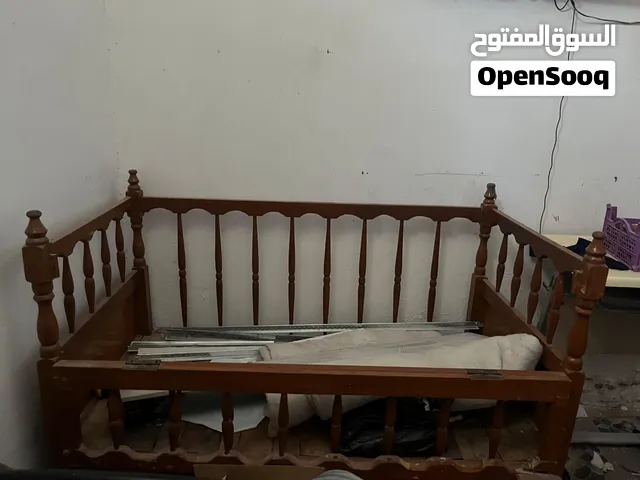 جرباية اطفال خشب صاج نظيفة رايدها ب 100 الشراي خاص ويدلل رقمي بالوصف