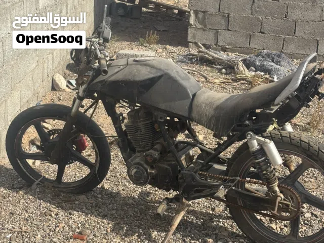 دراجة نوعية هوندا  دراجة صلحه بس يبقى تركيب العجلة الأمامية والريس