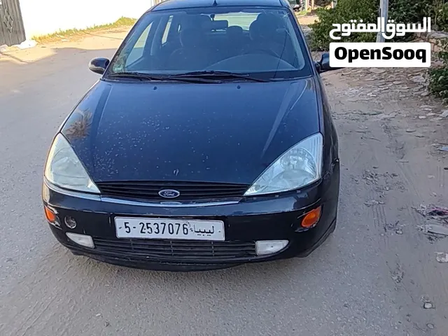 فورد فوكس 2001