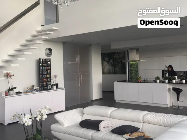 شقة مؤثثة للايجار بالحكيمية بناء جديد